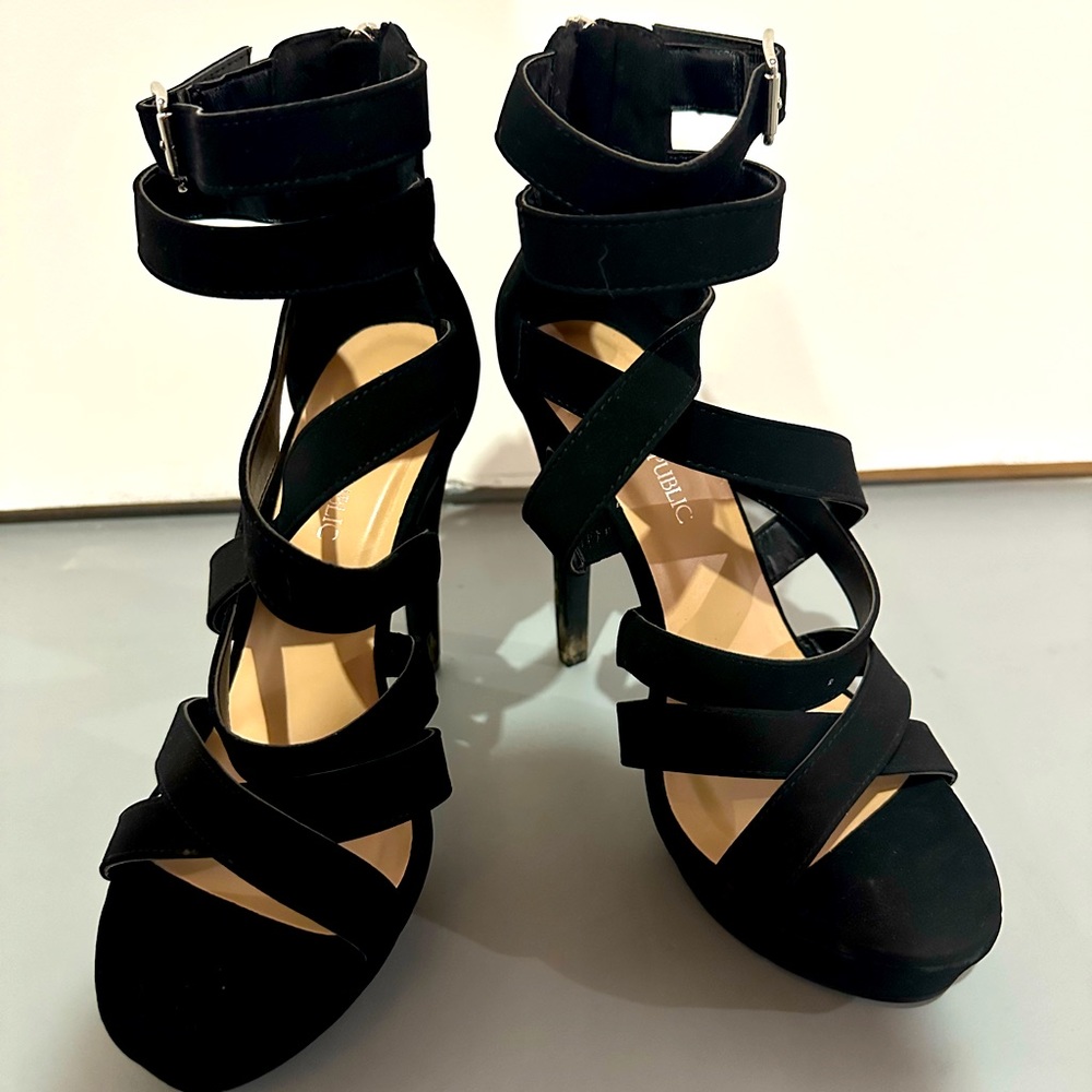 Strappy black stilettos size 7.5
